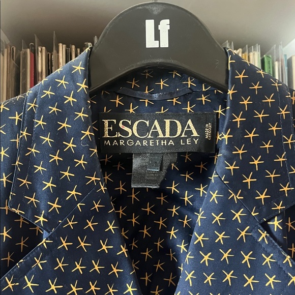 Escada Jackets & Blazers - Vintage Escada Blazer short sleeve size 6 SUPER RARE